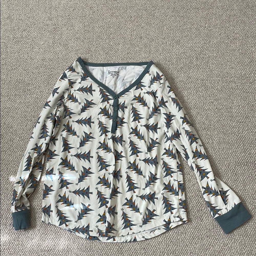 Holiday Patterned Pajama Top with Tree Pattern, Size S, Flannel,worn once